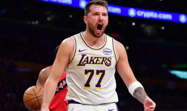 NBA直播交易绯闻篇:湖人被曝有望交易得到东契奇前队友,合同总额约3年2700万美元